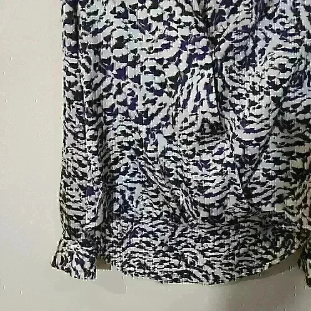 266. Apt 9. long sleeve crossover high loe purple patterned animal print blouse - Picture 4 of 5